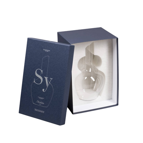 Wine Decanter in a navy blue box with 'Sy' branding on a white background